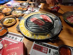 -青瓦炭韩潮烤肉(花园道店)