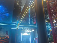 -屋有岛沉浸游戏旗舰店(中山公园店)