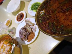 -桥香园云南过桥米线(金马碧鸡店)