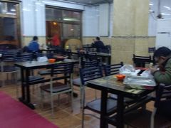 大堂-春雨羊汤店(广开四马路总店)