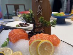 -香山湖渔家大院