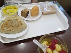 -聚德华天护国寺小吃(甜水园店)