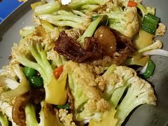 -沁香缘巫山烤鱼(看丹桥店)