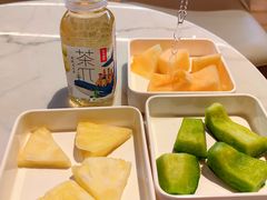 -涨巢·潮玩水疗局