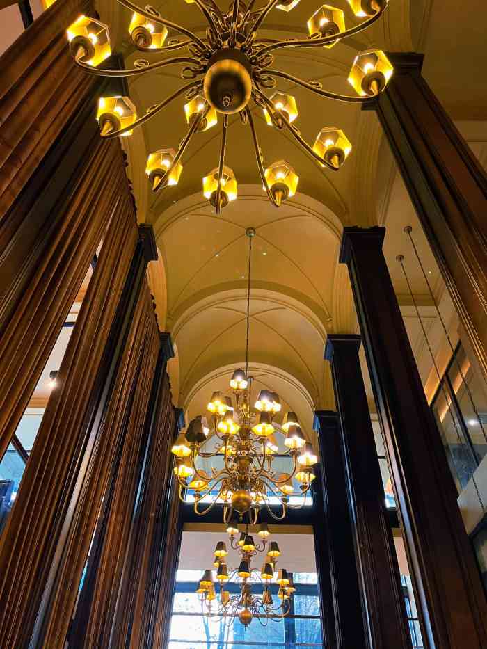 茴香熙楼(翠湖店)-"下午两点多,不是饭点,人不算多.环境不错.