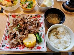 -阿吾罗·月咏精致日料(港汇恒隆广场店)