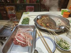 -李记称盘牛杂串串(广厦店)