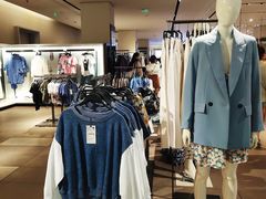 -ZARA(万达广场二七店)