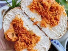 番茄辣松碱水球-屋裡·Union Bakery(龙江路店)