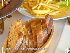 餐前面包-火车头法国西餐厅