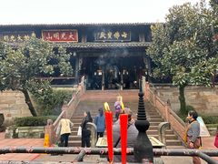 -峨眉山报国寺