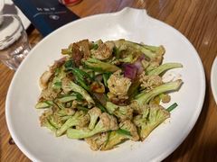 -山楂树融合菜餐厅