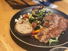 山核桃鸡肉沙拉-The Diner X餐厅(青岛万象城店)