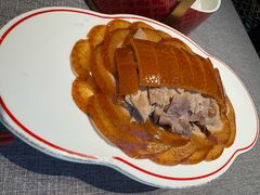 招牌香酥烤鸭-秀儿四九城·新京菜(亚运村鸟巢店)