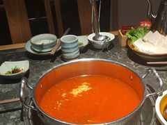 -野山舂·贵州现舂酸汤牛肉(东山店)