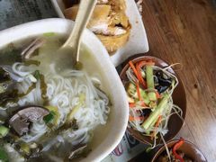标配酸菜猪杂汤饭-陈记汤饭(水巷口店)