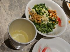 -忘情水鱼头·鲜鱼火锅(滨江中路店)