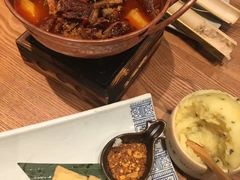 -云海肴·汽锅鸡·云南菜(天山百盛优客店)