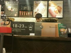 -星巴克(南宁民歌湖店)