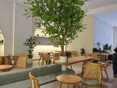 -乍甸乳业鲜奶吧(红河水乡店)