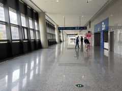 -上海跨国采购会展中心