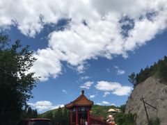 -蟒山国家森林公园天池停车场