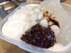 招牌白雪黑糯米冰粉-甜心闲生传统手工冰粉(太古里店)