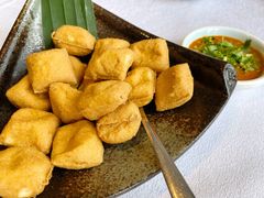 -彩云天云南餐厅