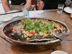 -临街徽菜馆·正宗黄山味