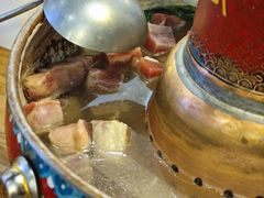 -毛辣果·贵州红酸汤牛肉火锅(西单店)