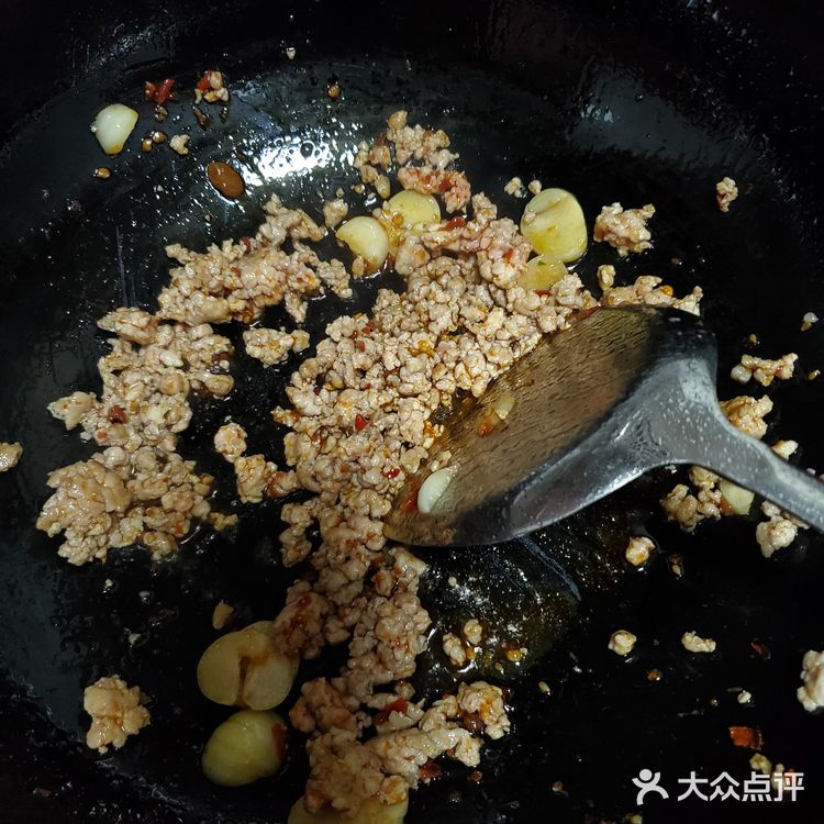 好吃又简单的家常自制鱼香茄子