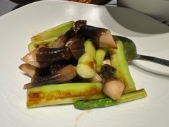 橄榄油芦笋炒鸡枞菌-芳满庭·江浙小馆(1912店)
