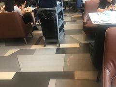 -港丽餐厅(高德置地店)