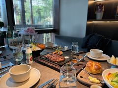 -九月里.自由花园餐厅