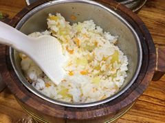 -滇香肴·云南菜蒸汽石锅鱼(云南北路店)