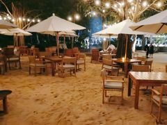 -三亚艾迪逊酒店·海滩烧烤 BARBACOA·现场乐队·浪漫晚餐·烧烤海鲜
