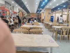 用餐区-江城燕子大排档(江汉路步行街店)