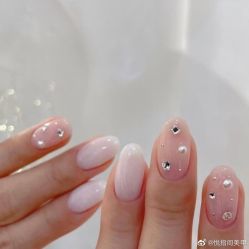 -悦指间美甲美睫