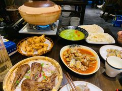 -聚汇三少·龙虾·中餐厅(莫邪路新天地店)