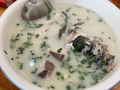 -美顺香食府鱼头老店(雪野湖店)