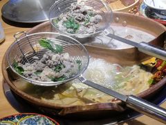 -洱火云南酸菜牛肉火锅(石景山当代商城店)