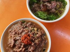 -阿伟牛肉店(东山店)