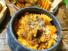 -HIGH FIVE哈福手工汉堡(桂林路店)