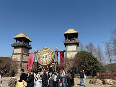 -茅山东方盐湖城景区