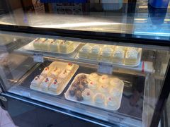 -白玉兰食品(汇联商厦店)
