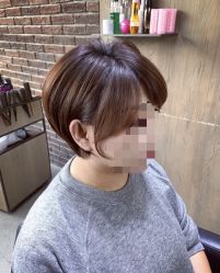 -韩国李知恩形象设计