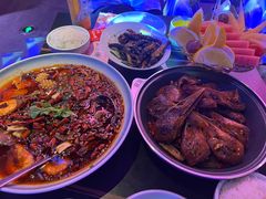 -粉墨特色菜·烧烤音乐酒馆