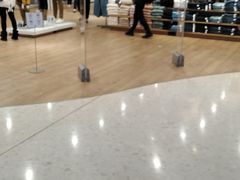-优衣库(上海金桥太茂店)