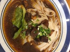 学霸满分黄牛肉粉-霸蛮湖南菜·牛肉粉(荣京西街店)
