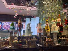 -三英温泉度假酒店-自助餐厅